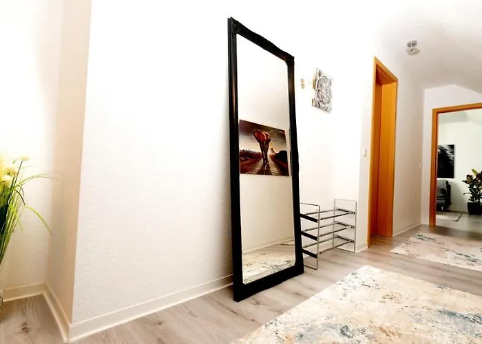 2,5-Zimmer Inkl Arbeitsplatz, Wlan & Free Netflix, Amazon-Free Parken Vollausgestattete Wohnung, 24H Check In