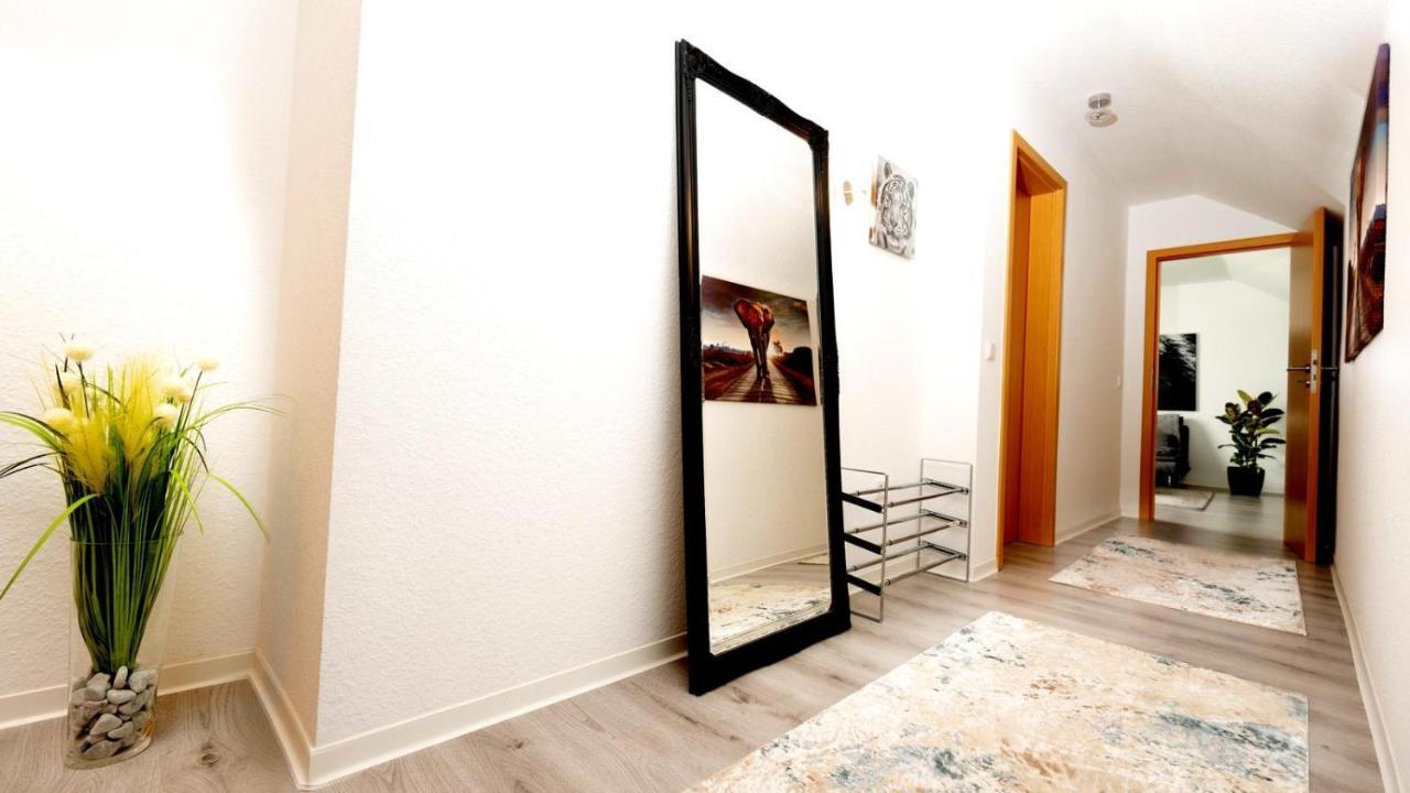 Smart Apartment: Work-ready With Netflix & Parking Apartment *
